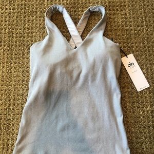 Alo yoga elevate tank top size large grey heather